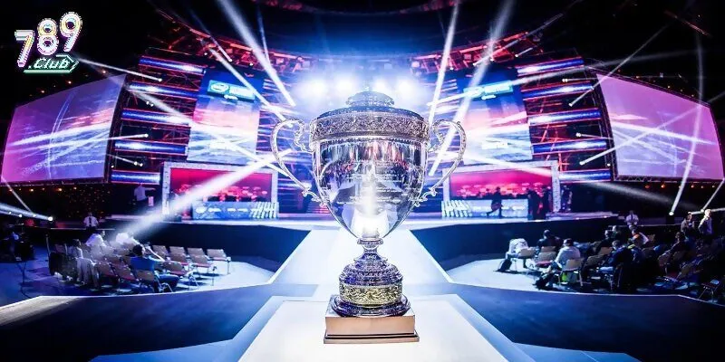 Liên Quân Mobile - tựa game E-sports MOBA trên điện thoại